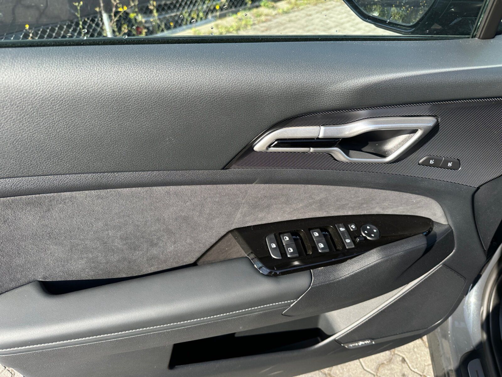 Fahrzeugabbildung Kia SPORTAGE 1.6T HEV AWD GT-Line SD GD DRI SOUN AKT