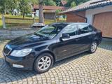 Skoda Octavia 2.0 TDI Ambition TOP ZUSTAND! TÜV 11/26 - Skoda Octavia aus 2012 mit Diesel-Antrieb: Limousine