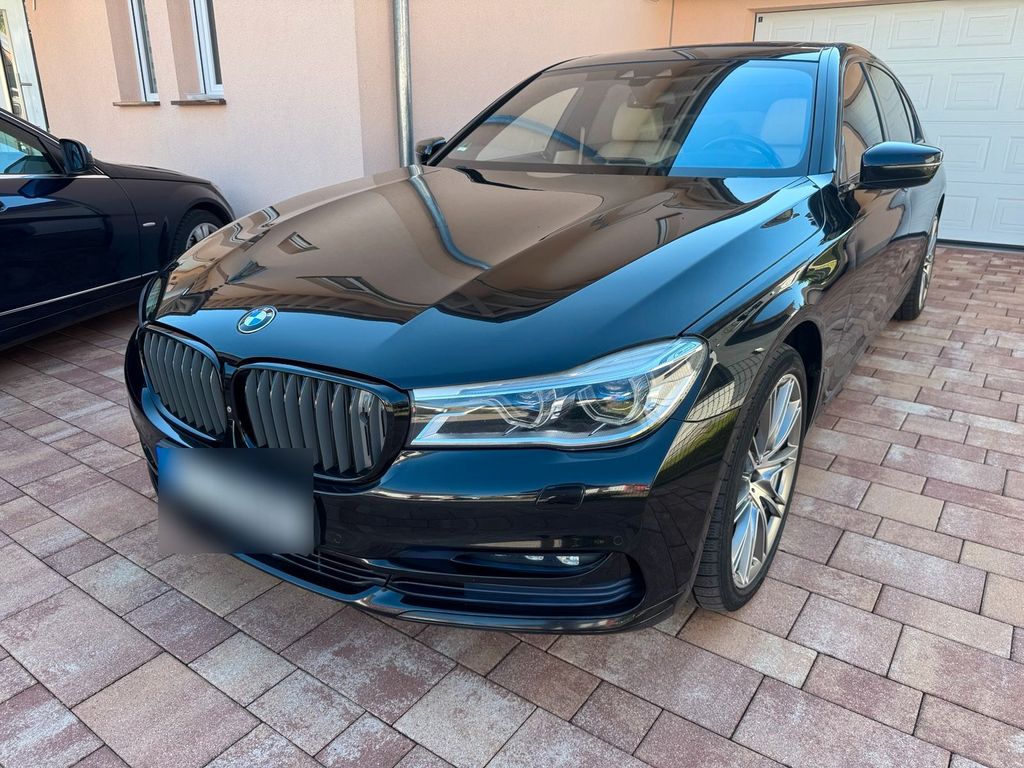 Image of BMW 750