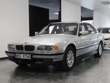 BMW 740i A - - silberne BMW 740