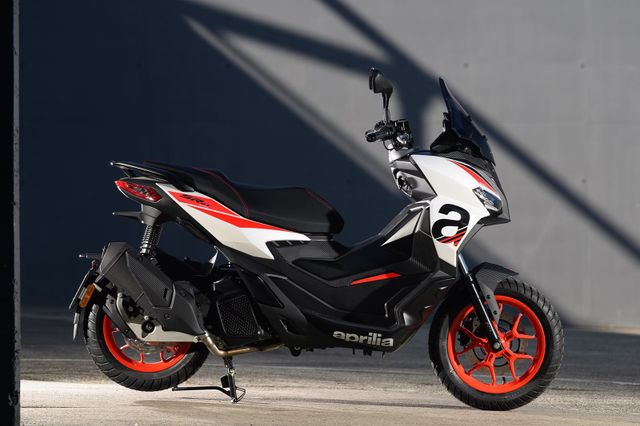 Aprilia SR GT 125 S BIANCO MATT