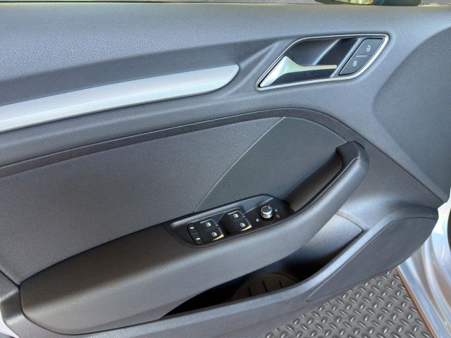 A3 1.5 TSI Sportback/Xenon/SHZ7GJR/PDC/Navi