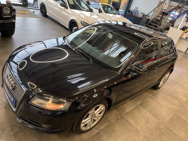 MYAUTOCENTER – Gebraucht- und Jahreswagen mit Werkstattservice in Pfaffenhofen Audi A3 2.0 TDI Ambition *2. Hand*Klima*Tempomat*TÜV*