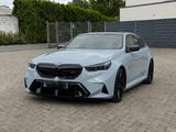 BMW M5 Limousine Basis