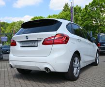 BMW 218 d Active Tourer Advantage Navi AHK LED PDC