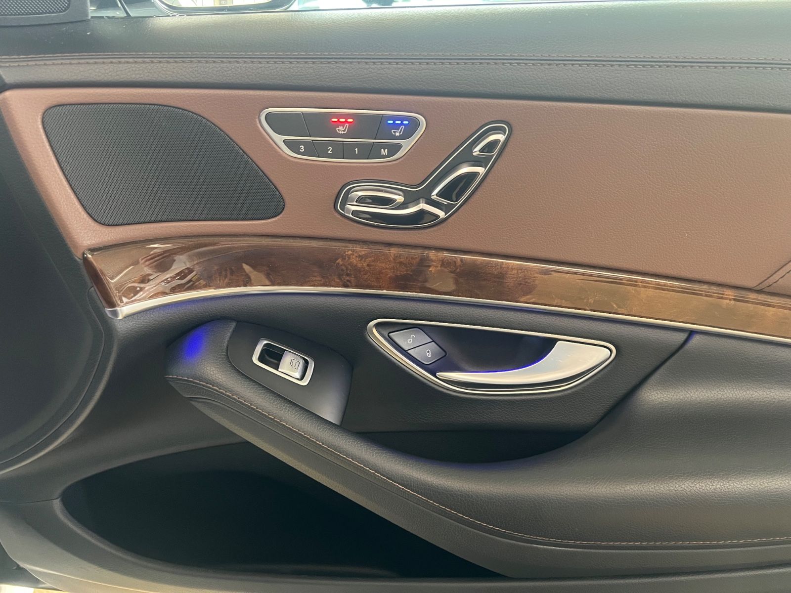 Fahrzeugabbildung Mercedes-Benz S 350 BlueTec / d AMG LINE *DIAMANT-WEIß*