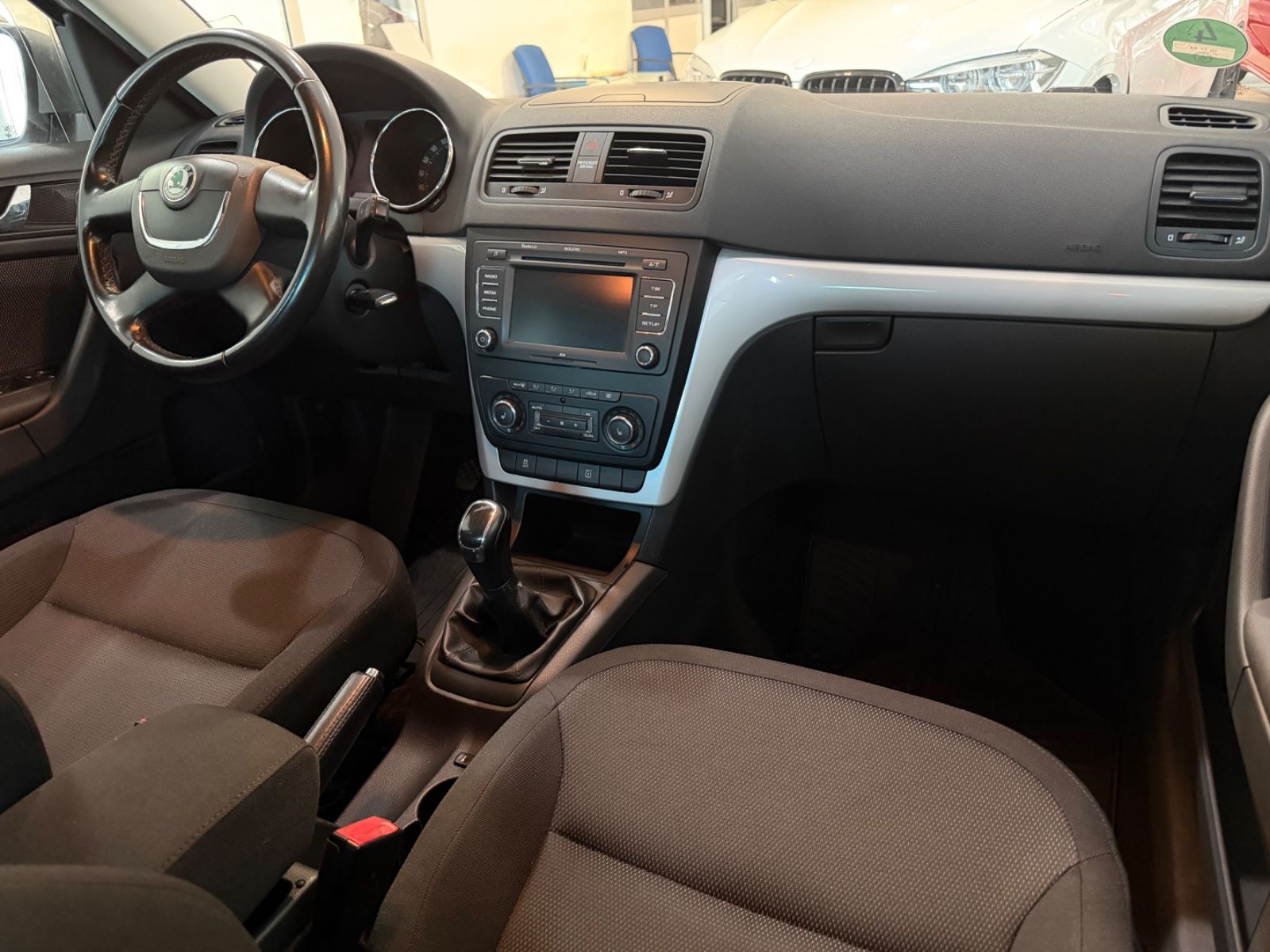 Fahrzeugabbildung SKODA Yeti Ambition Plus Edition