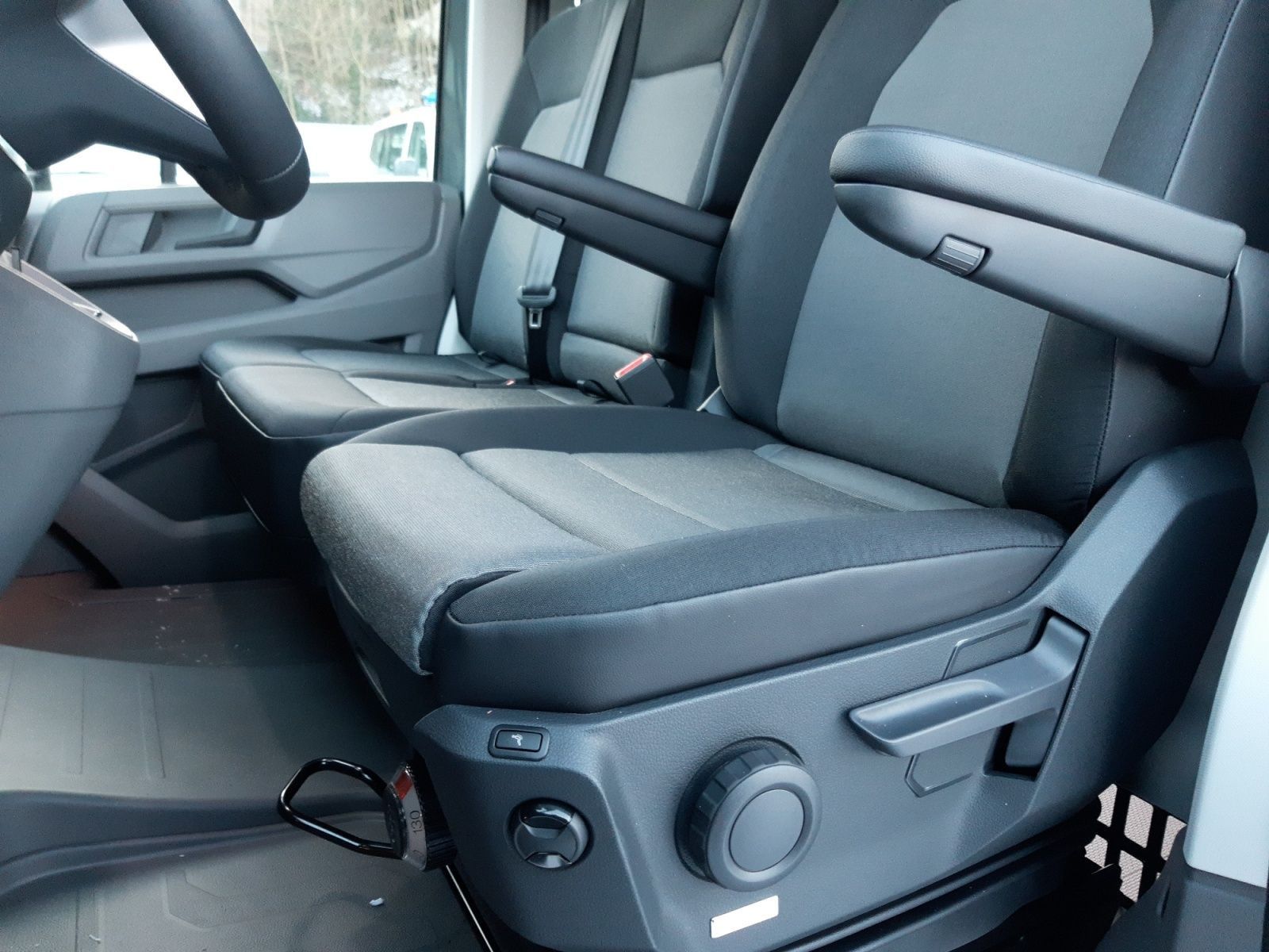 Crafter 35 Kasten 2,0 TDI 130 kW Frontantrieb 8-