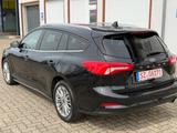 Ford Focus Turnier Titanium NAVI/KEYL/AUTOMATIK/B&O - Ford Focus: Standheizung