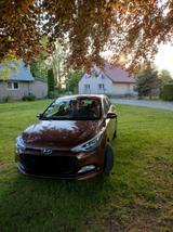 Hyundai i20 - scheckheftgepflegte Hyundai Accent
