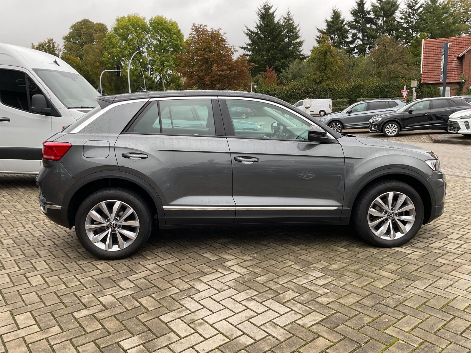 Fahrzeugabbildung Volkswagen T-Roc 2.0 TDI Style,Navi,CarPlay,el.Heckklappe