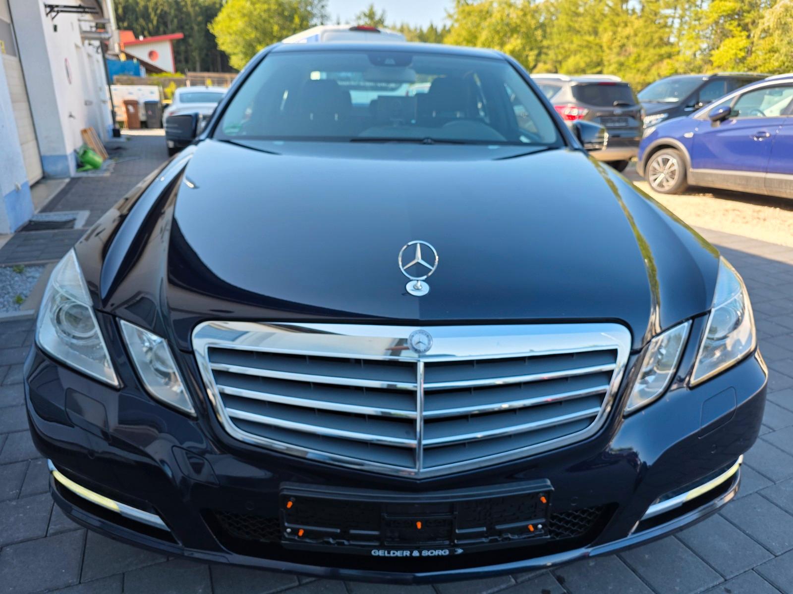 Mercedes-Benz E 220 E Limousine E 220 CDI BlueEfficiency