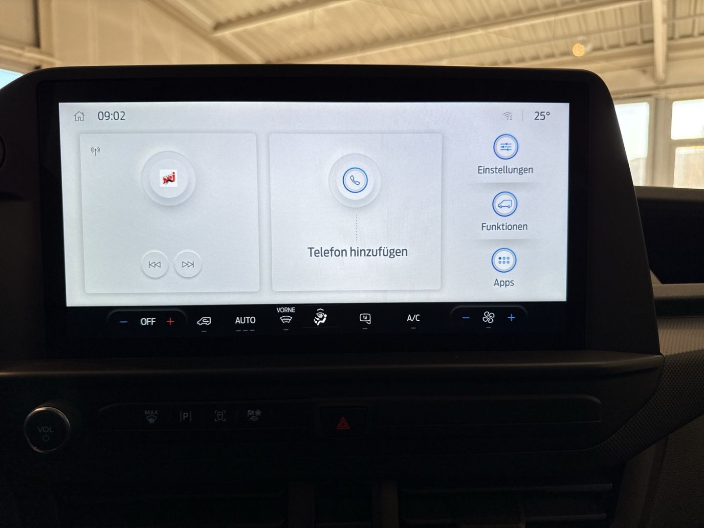 Fahrzeugabbildung Ford Transit Custom Kasten 300 L2 Trend FWD 2.0 EcoBl