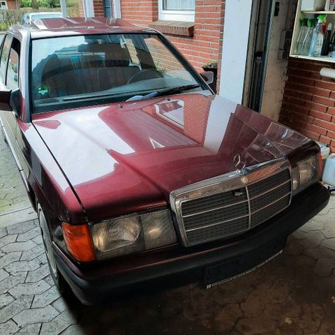 Mercedes-Benz Letzte Chance Mercedes W201, 190 Rosso