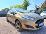 Ford Fiesta Sync Edition 1,25 benzin+garantie - Ford Fiesta mit Benzin-Antrieb: Gold, Kleinwagen