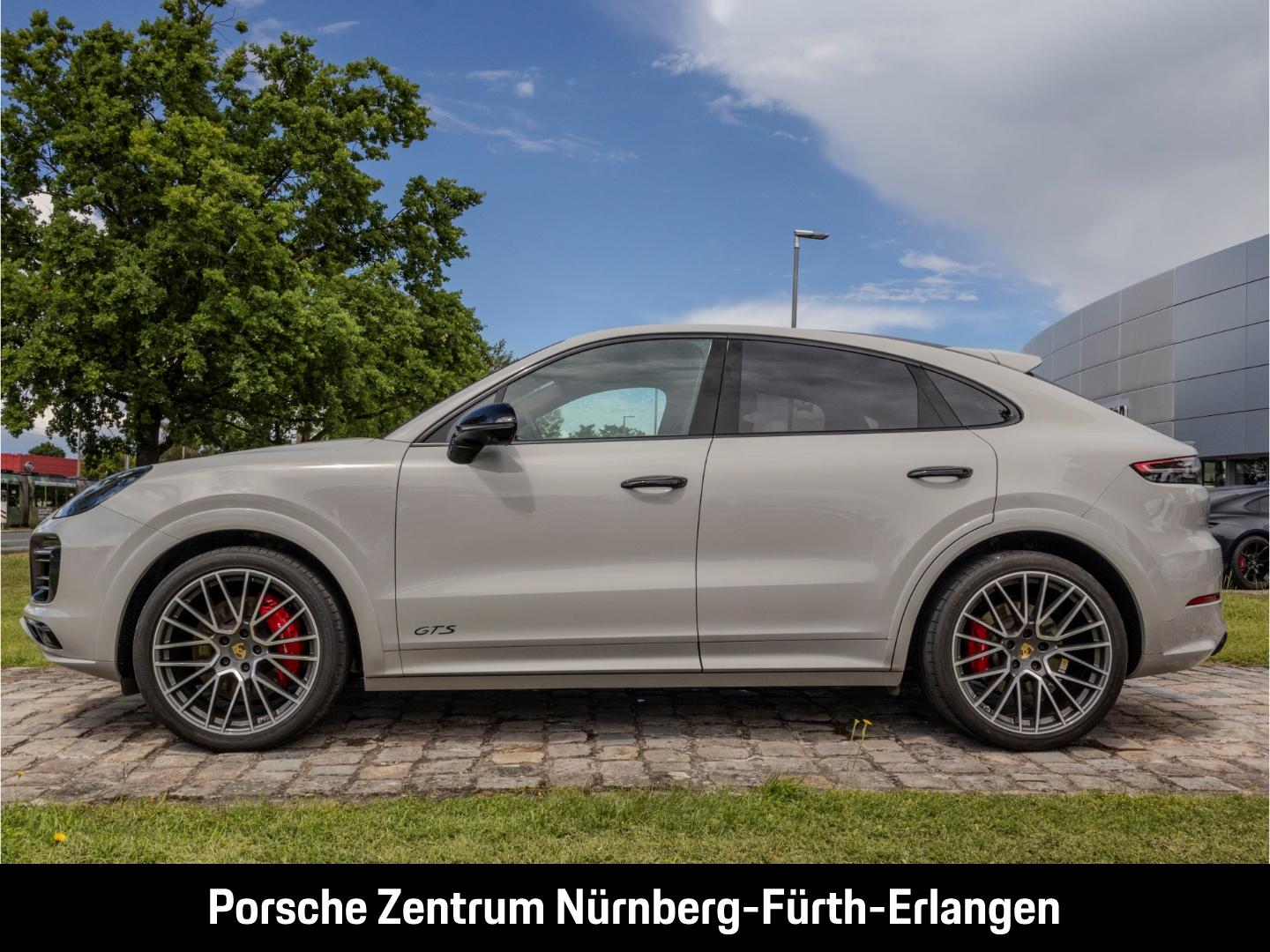 Porsche Cayenne GTS Coupe LED-Matrix Luftfederung Surrou