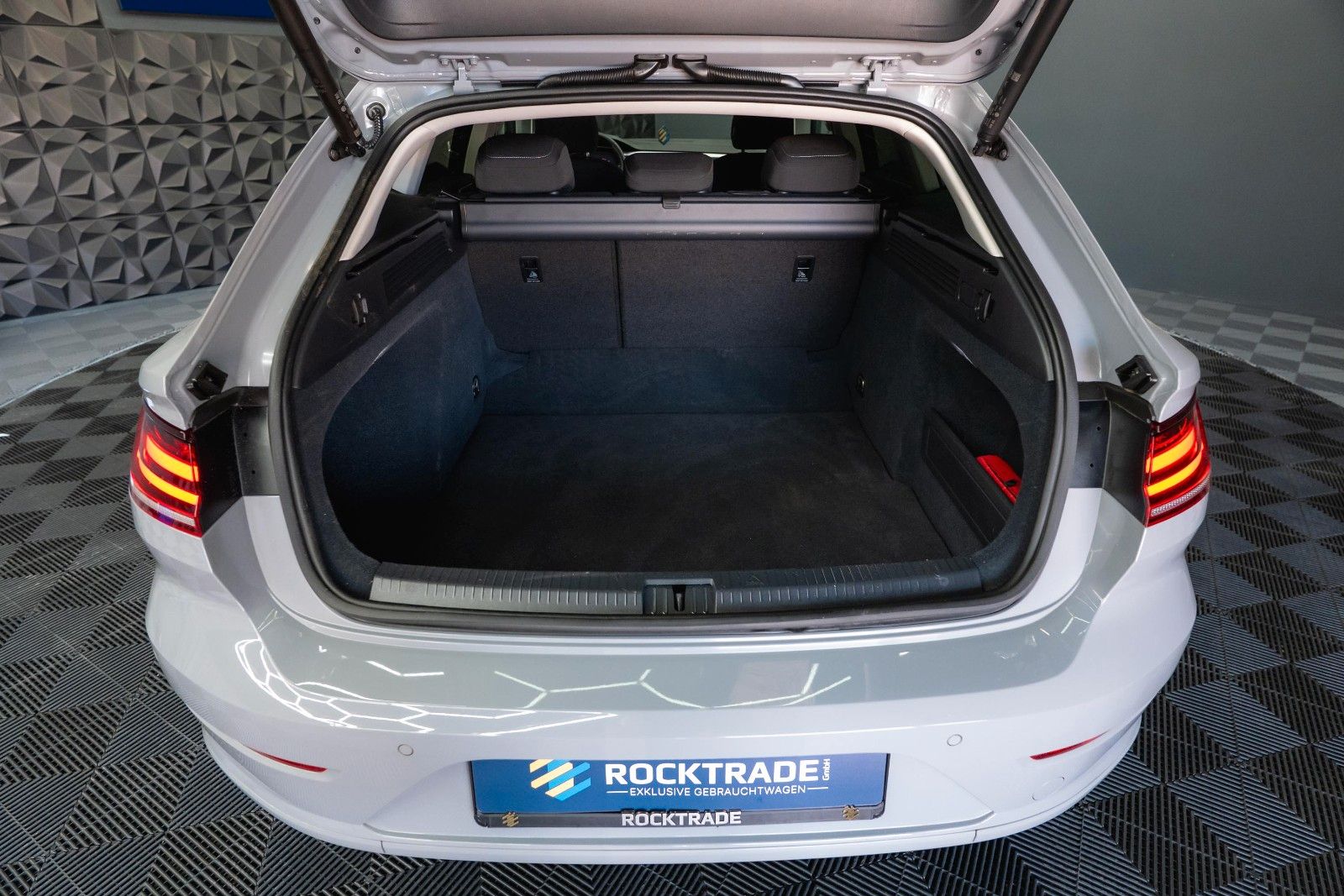 Fahrzeugabbildung Volkswagen Arteon Shooting Brake 2.0 TDI | LED | ACC | DAB+