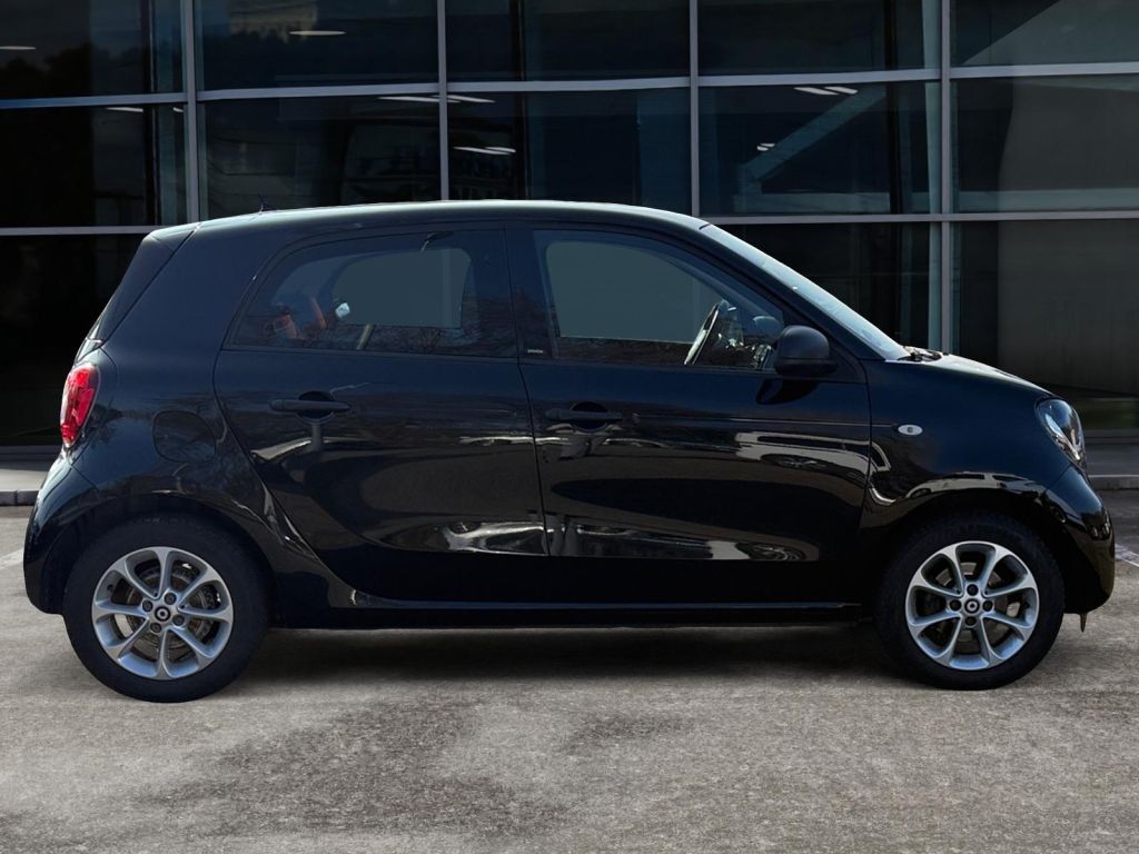 Fahrzeugabbildung Smart smart forfour passion