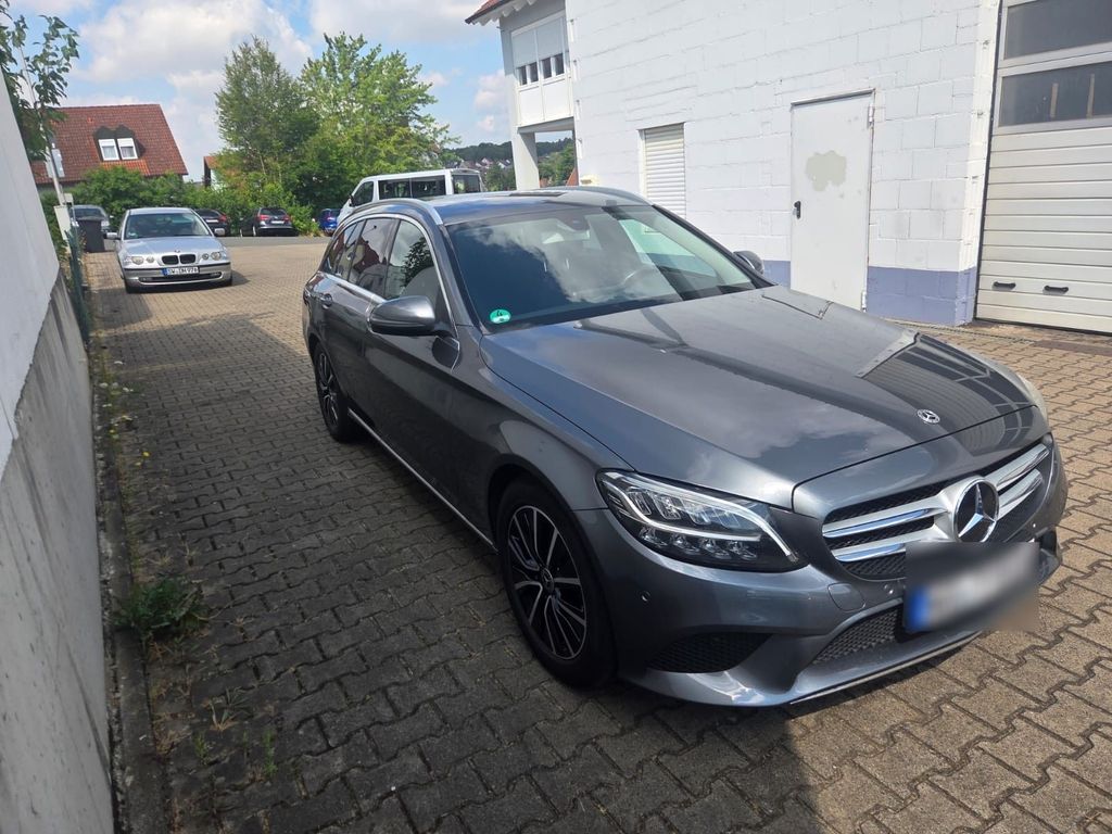 Image of Mercedes-Benz C 200