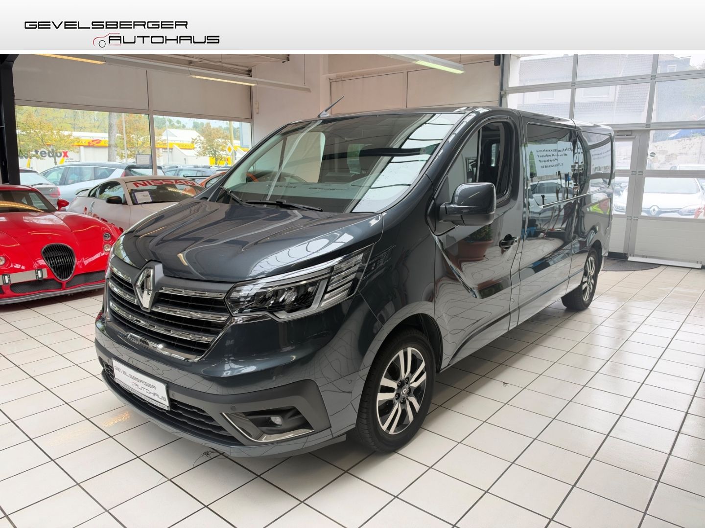 RENAULT Trafic Combi L2H1 Grand SpaceClass 1.Hand Scheck
