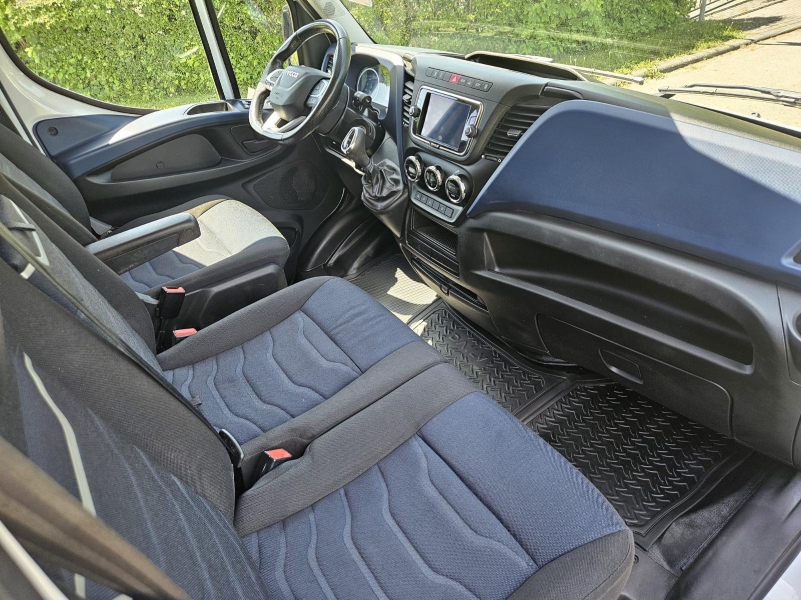 Iveco Daily Mixto Automatik AHK 3,5t LED Kamera Tempom