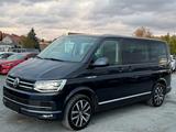 Volkswagen T6 Multivan Bulli Highline 4Motion - Volkswagen T6 Multivan: 4motion