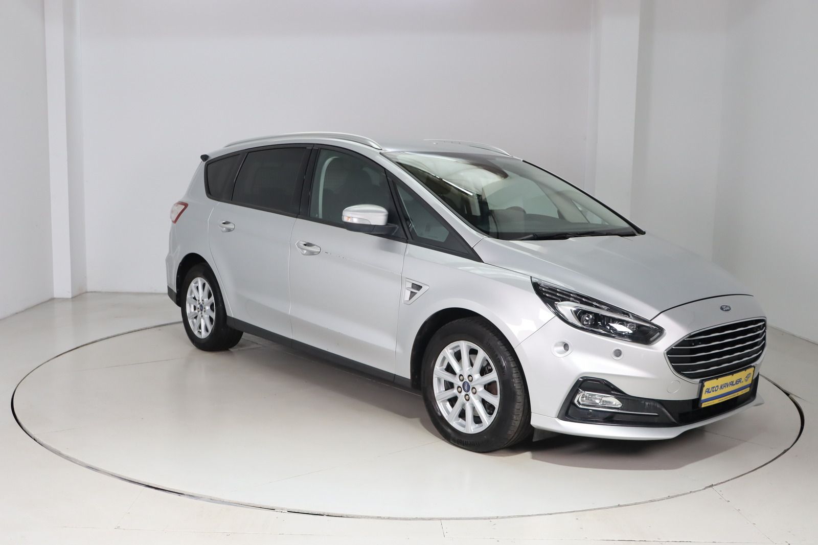 Fahrzeugabbildung Ford S-MAX * Navi * Bi-Xenon * PDC