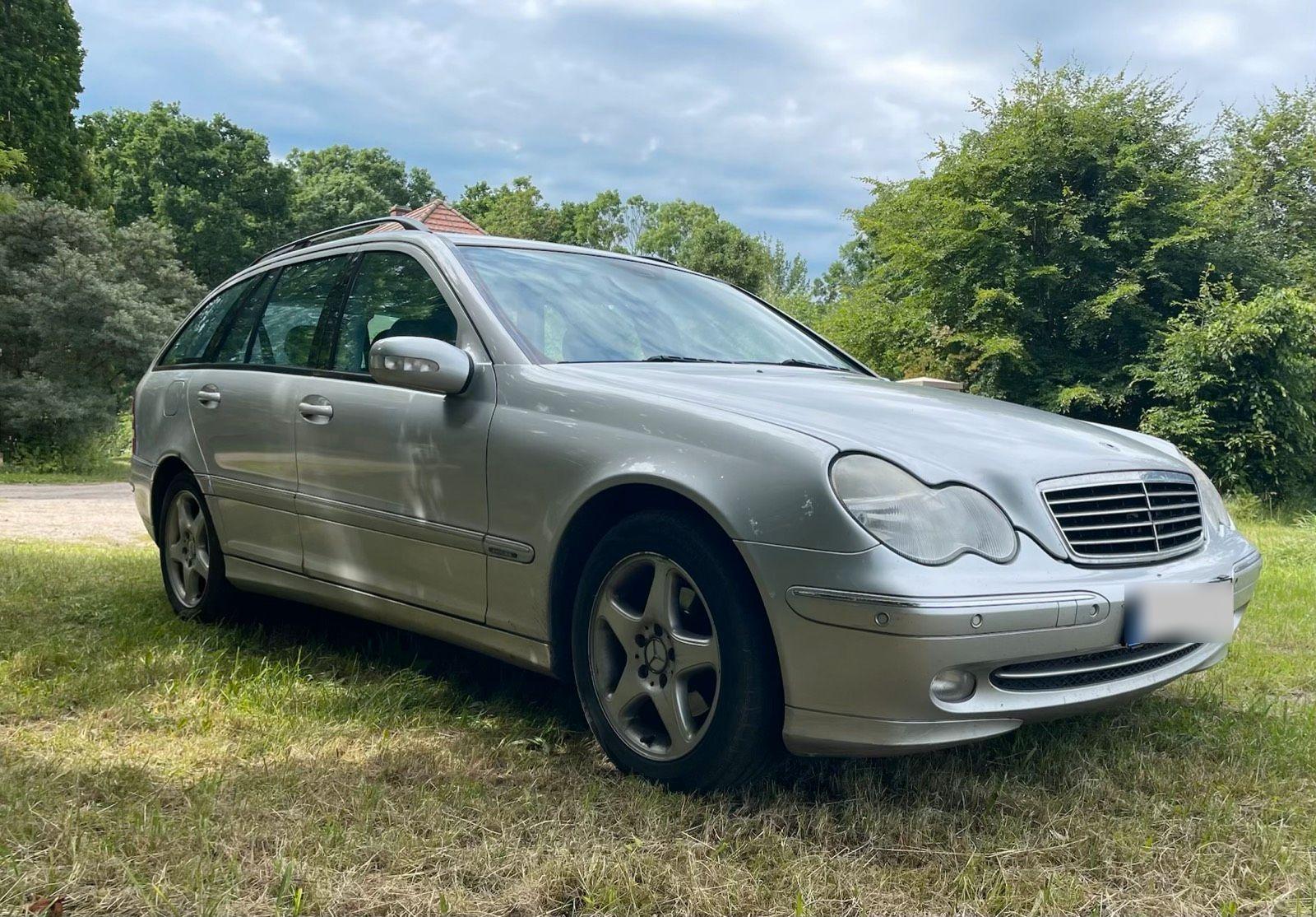 Mercedes-Benz C 220
