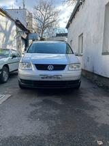 Volkswagen Touran 1.9 TDI 74kW Basis Basis - Volkswagen Touran: Basis