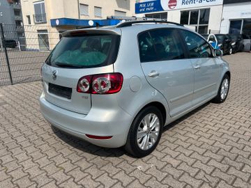 Volkswagen Golf - 5