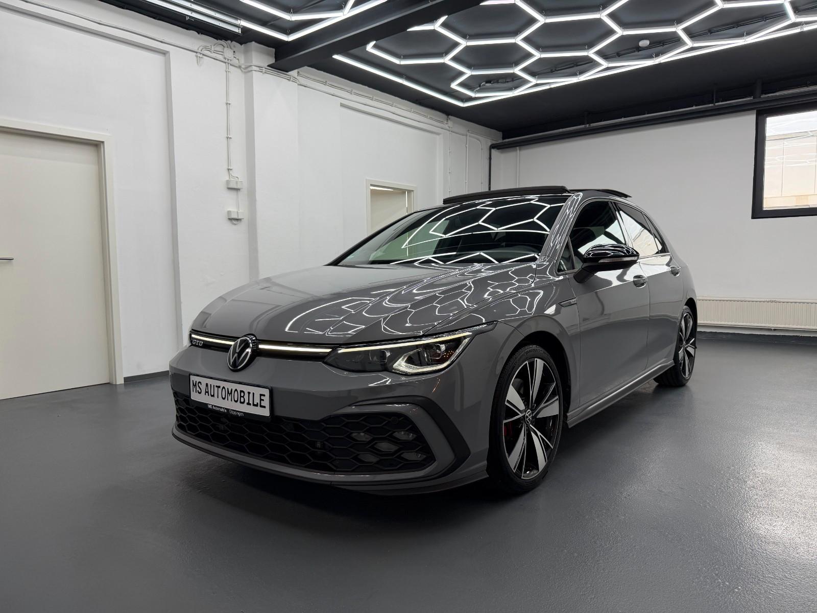 Volkswagen Golf VIII Lim. GTD *PANORAMA*R.KAM*HARMAN/KARDON
