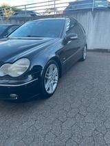 Mercedes-Benz Mercedes C240 Avantgarde Bose voll Ausstat... - gebrauchte Mercedes-Benz C 240 aus dem Jahr 2003