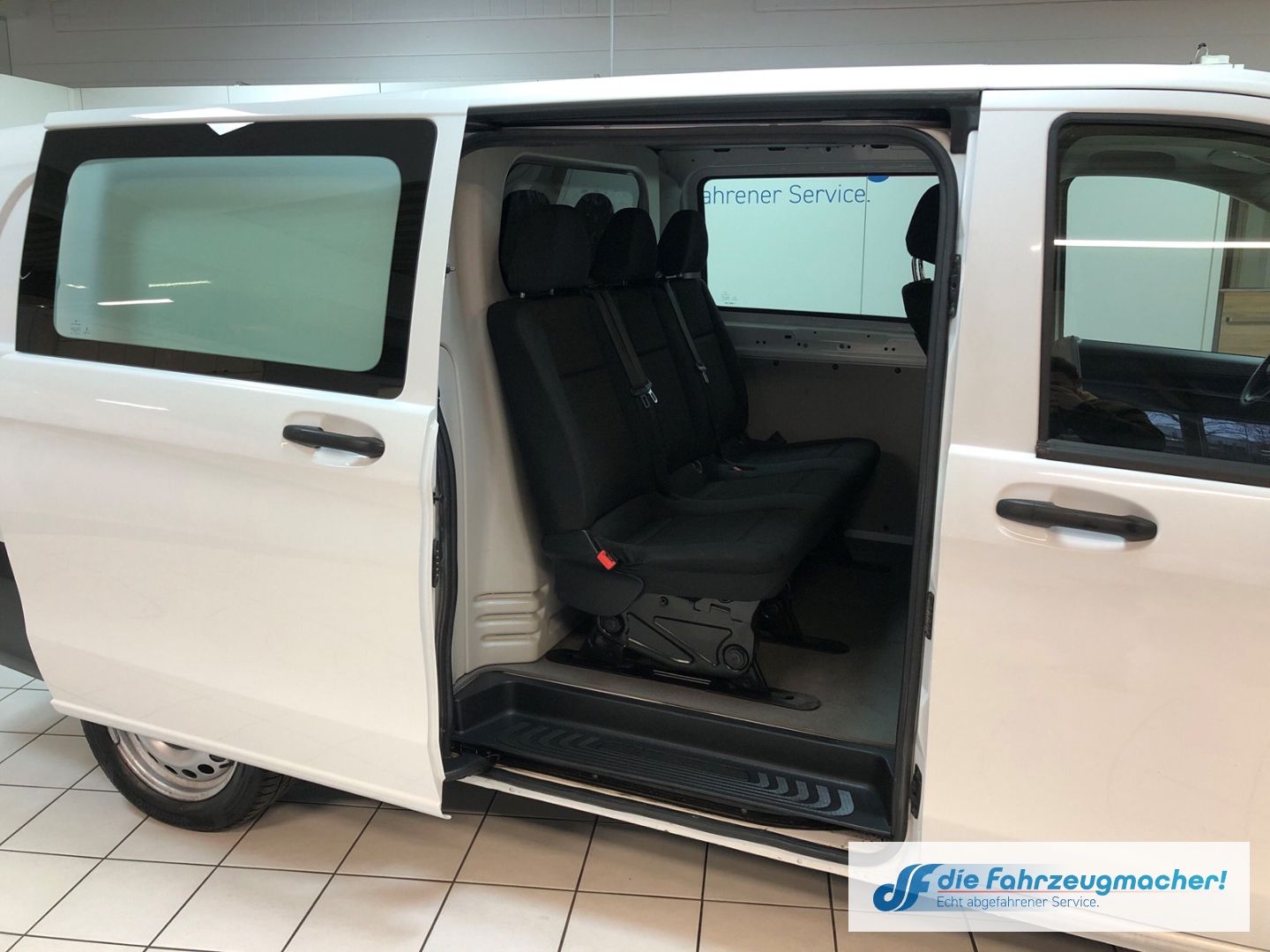 Fahrzeugabbildung Mercedes-Benz Vito Mixto 116 CDI, BT 4MATIC extralang BlueTEC