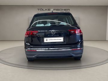 Volkswagen Tiguan - 6