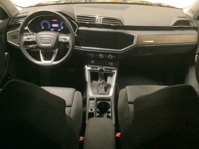 Q3 S line 40 TDI quattro S tronic,Navi,LED,AHZV,