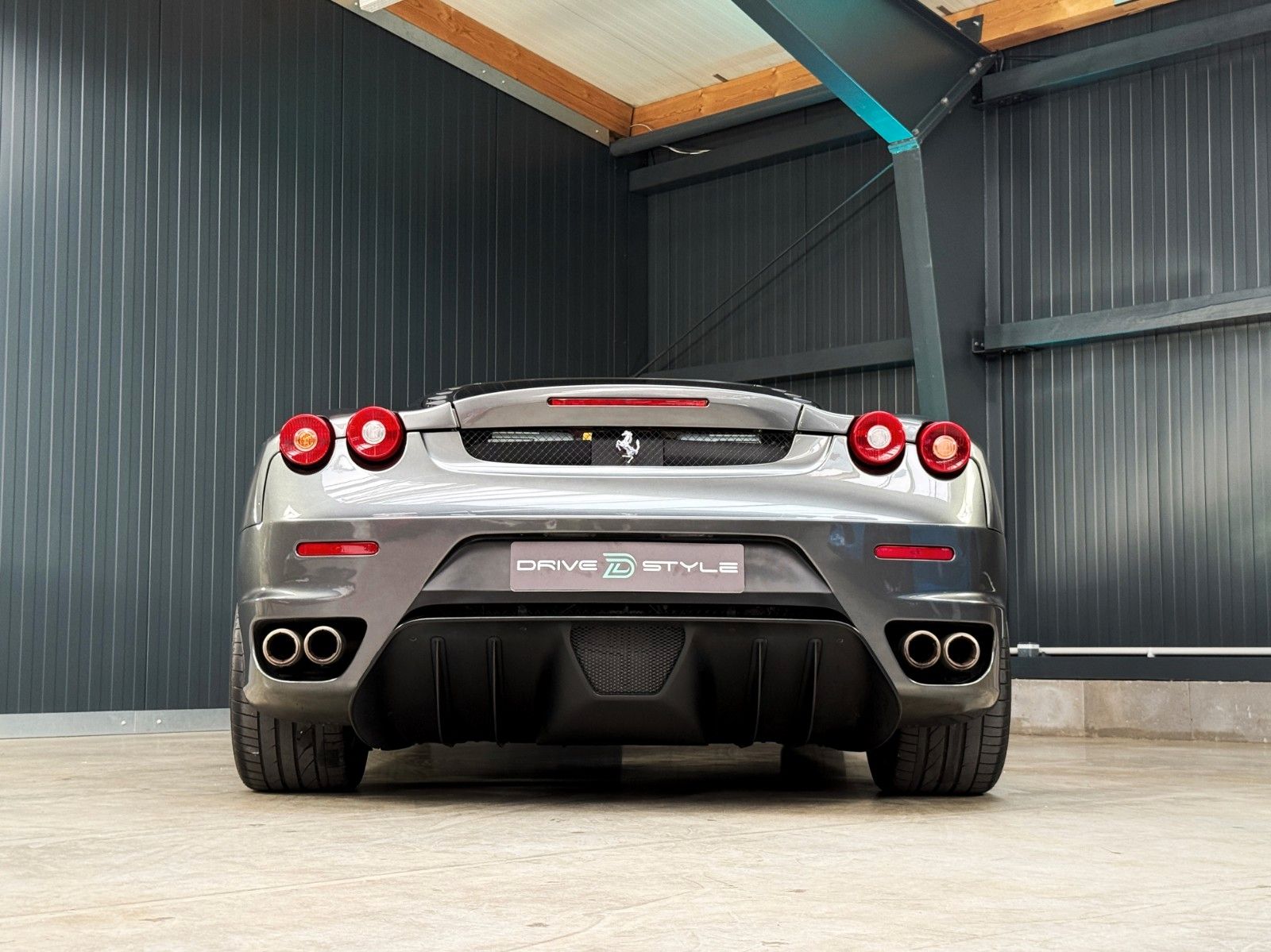 Fahrzeugabbildung Ferrari F430 F1 + Grigio Silverst. + 2.Hand + Scheckheft