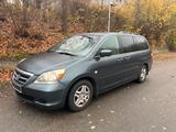 Honda Odyssey 3.5 Aut. 7 seats - Honda Odyssey mit Benzin-Antrieb