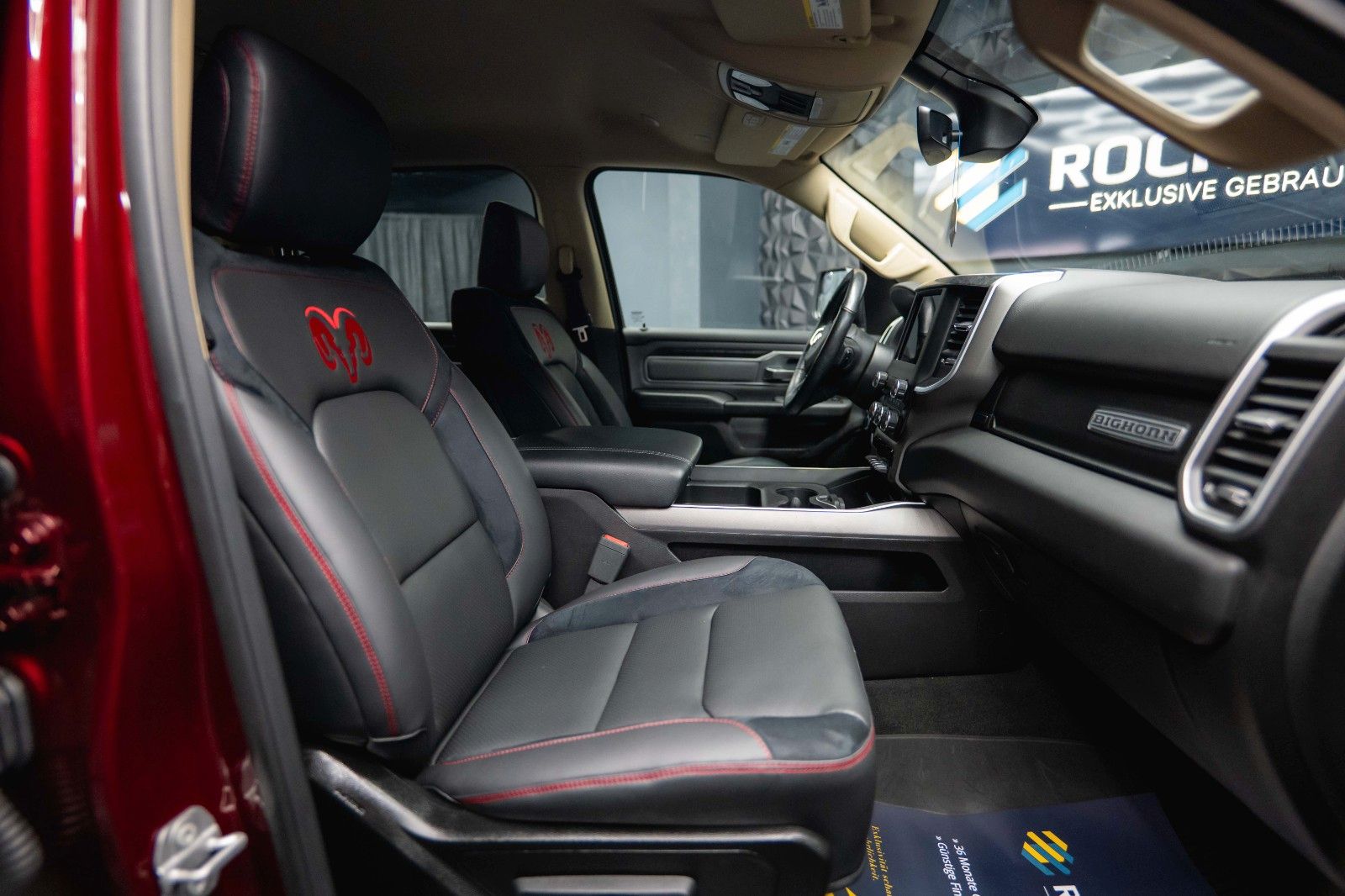 Fahrzeugabbildung Dodge RAM 5.7 V8 4x4 + DECAMP BACKPACK Camper Autark