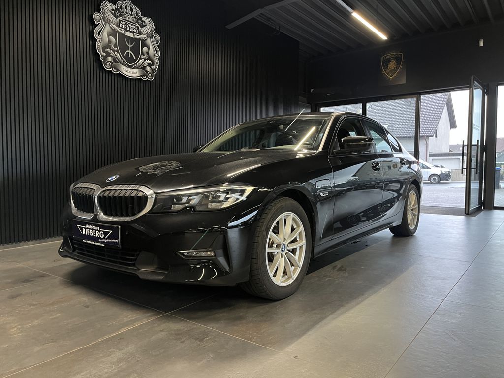 Image of BMW 320