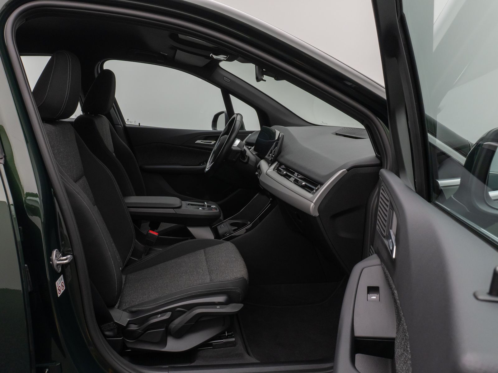 Fahrzeugabbildung BMW 218i Active Tourer Kamera DAB Widscreen Sitzhzg