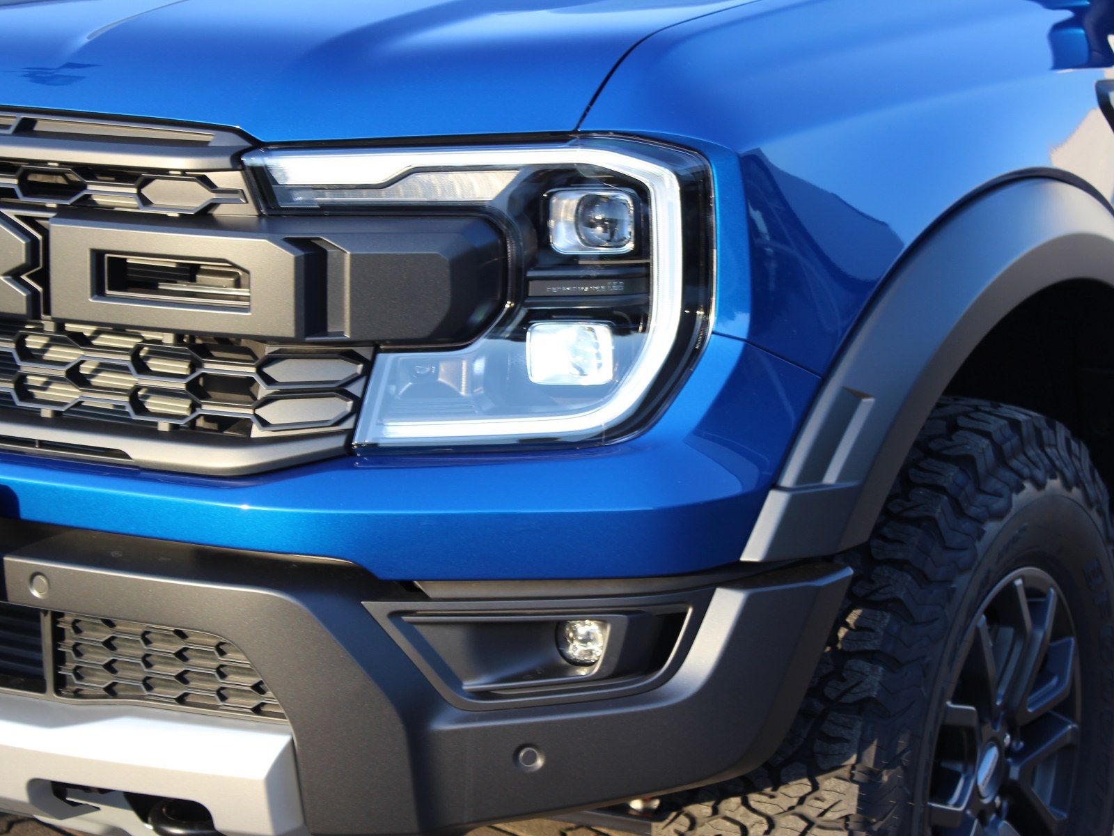 Fahrzeugabbildung Ford Ranger Raptor e-4WD Doppelkabine
