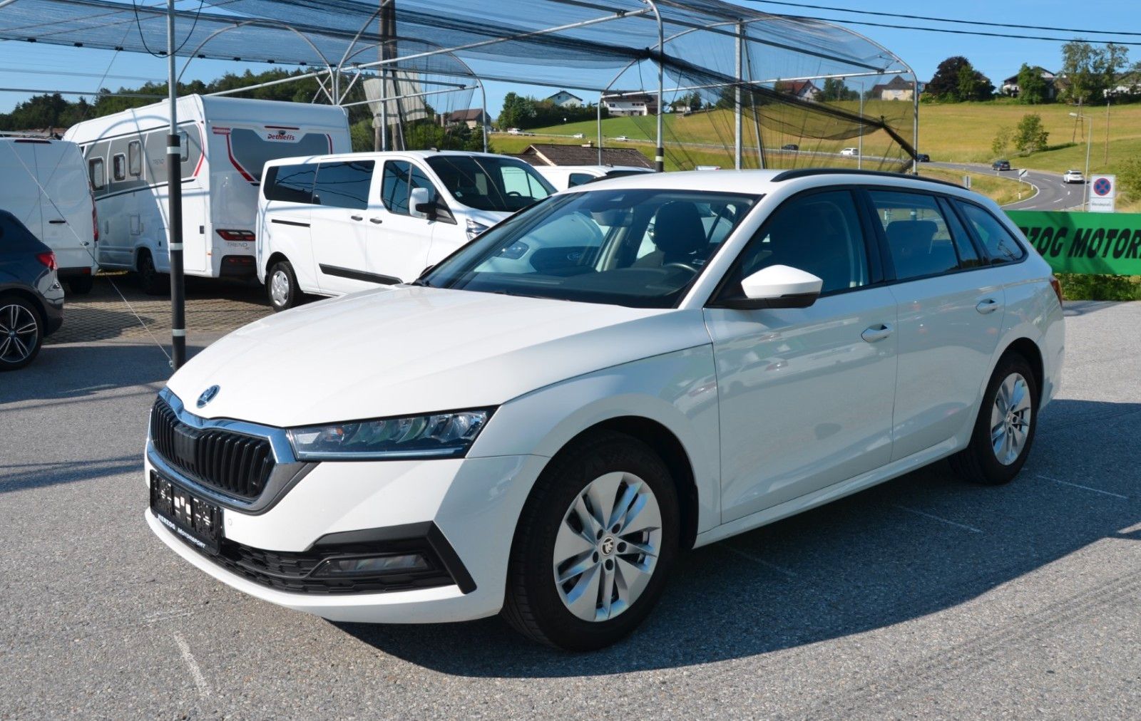 Skoda Octavia Combi 2,0 TDI DSG LED VIRTUAL EXP:12.740 imagem 2