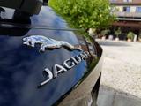 Jaguar F-Pace 35t AWD Prestige Automatik Prestige - Jaguar F-Pace von privat
