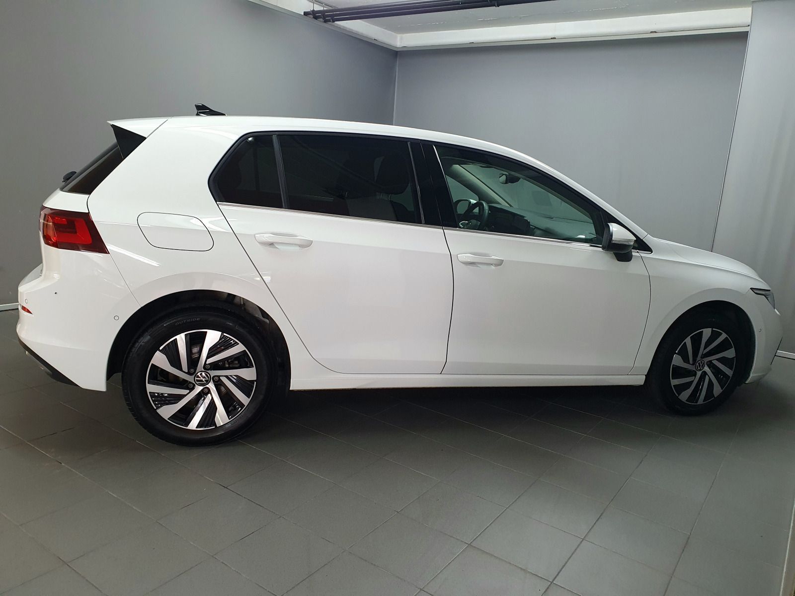 Volkswagen Golf VIII Style 1.4eHybrid DSG AHK ACC Pano HuD foto 3