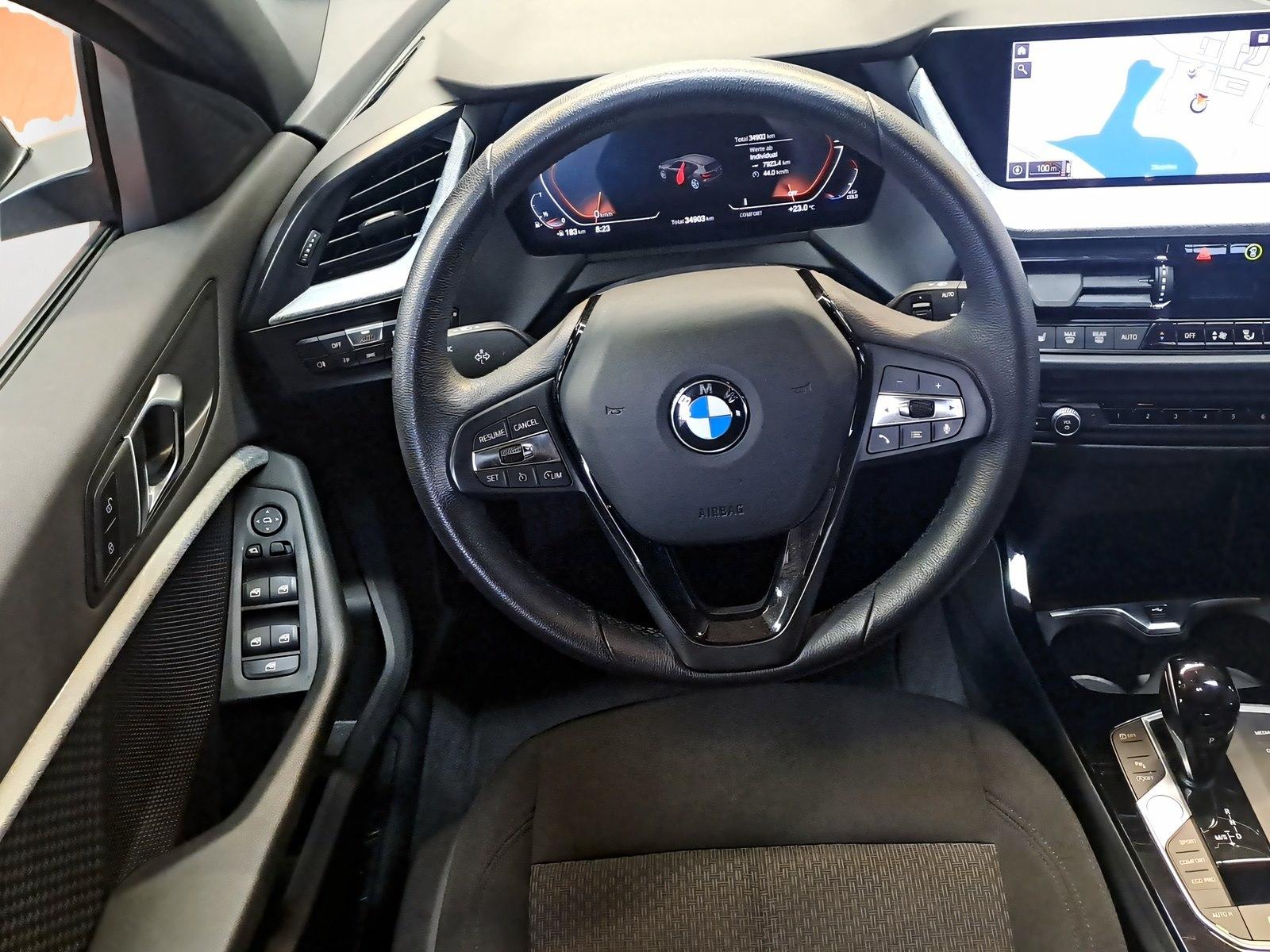BMW 118i LiveCockpitProf PDC LED Sitzheizung