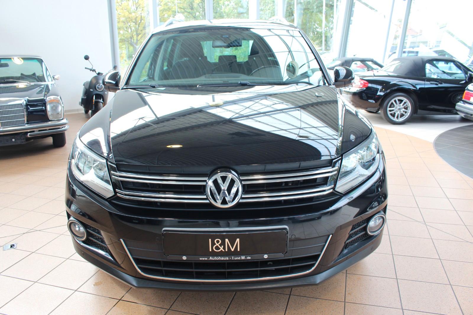 Volkswagen Tiguan Sport & Style BMT+AHK+Alcantara+SHZ+EFH+