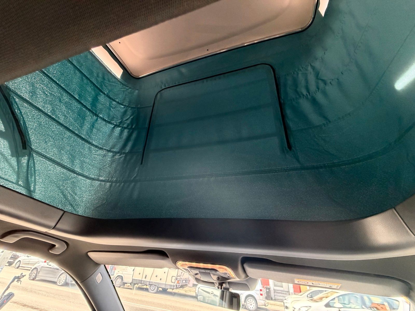 Fahrzeugabbildung Mercedes-Benz V300 d MARCO POLO AMG LINE VOLL NIVELLIERUNG