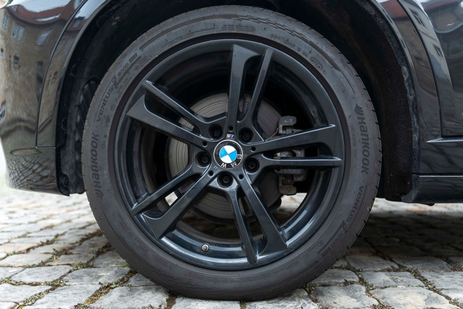 Fahrzeugabbildung BMW X3 xDrive35i M Sport HIFI KAM NAV SZH PANO M+S