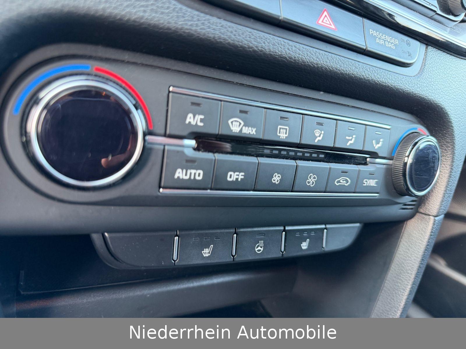 Kia pro cee'd / ProCeed
