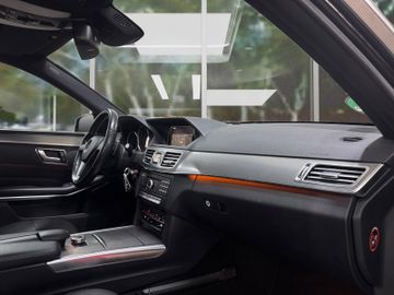 Mercedes E 220 - 10
